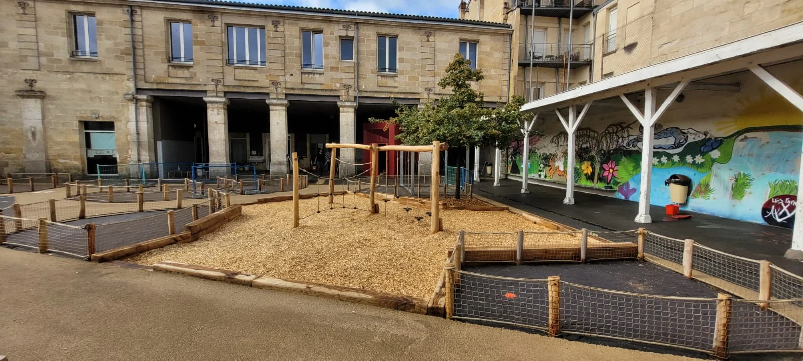 École élémentaire — Bordeaux